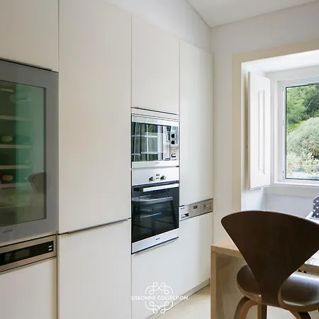 Alcantara Discovery Swimming Pool 67 By Lisbonne Collection *